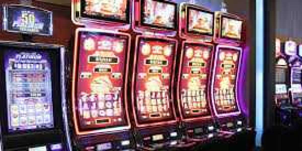 Know About The Details of The Online Casino Games